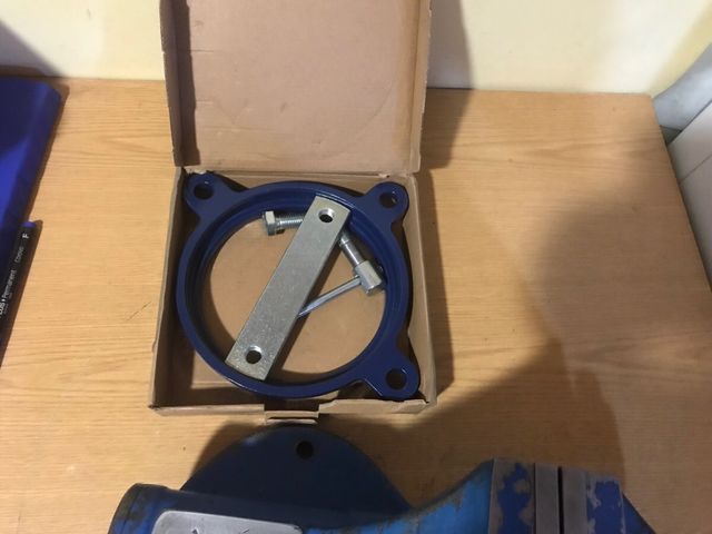 Irimo Tornillo banco y base giratoria nueva