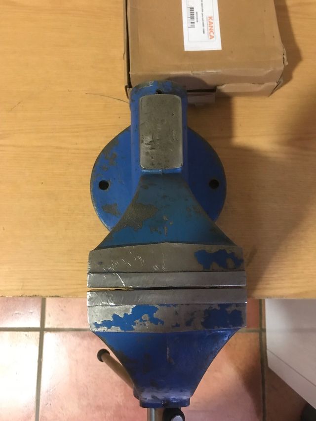 Irimo Tornillo banco y base giratoria nueva