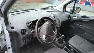 Ford Transit Courier 2020