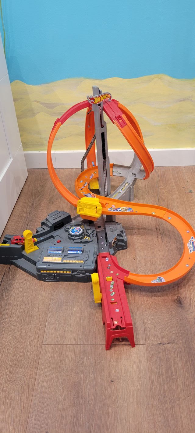 Hot Wheel - Pista de coches con Loopings