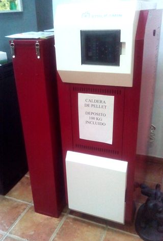 caldaia a pellet con serbatoio da 100 kg