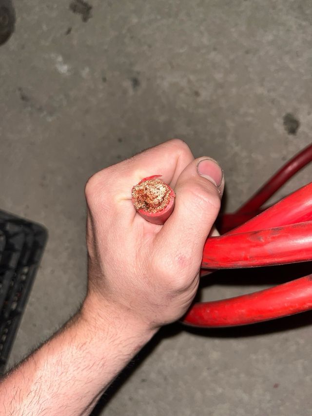 Cable positivo batería