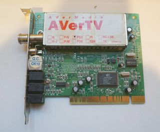 Tarjeta capturadora analogica Avermedia pci
