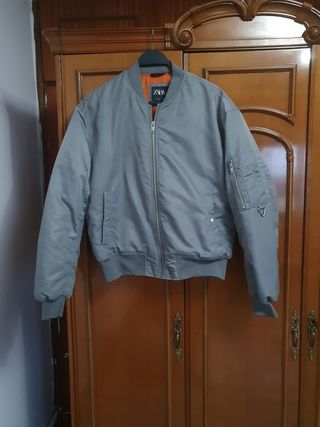 Abrigo hombre Zara