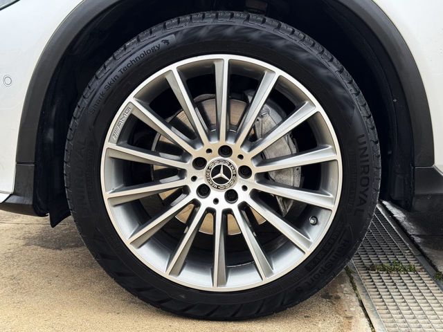 Mercedes Clase GLC 220d 4MATIC AMG LINE con TECHO PANORÁMICO, CUERO...