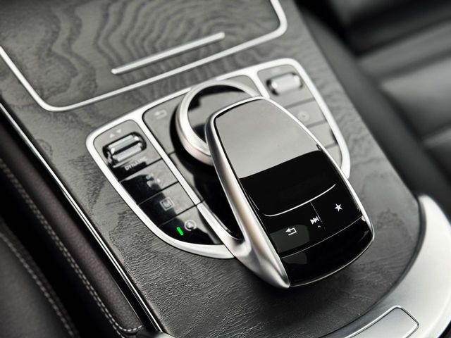 Mercedes Clase GLC 220d 4MATIC AMG LINE con TECHO PANORÁMICO, CUERO...