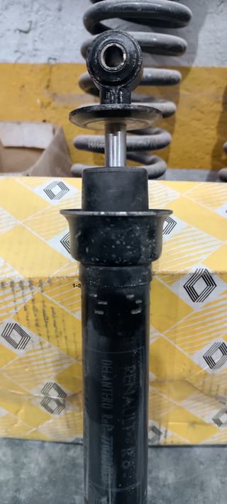 Amortiguador delantero R-4 y 6