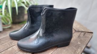 Botines de agua talla 36. Pies estrechos.