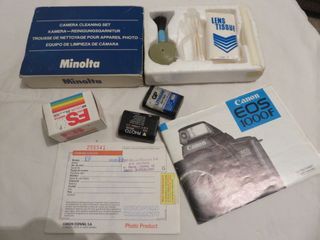 Cámara de Fotos Canon EOS 1000F