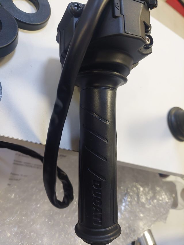 Mando acelerador número 66020153B