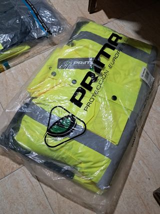 PARKA REFLECTANTE SEGURIDAD LABORAL