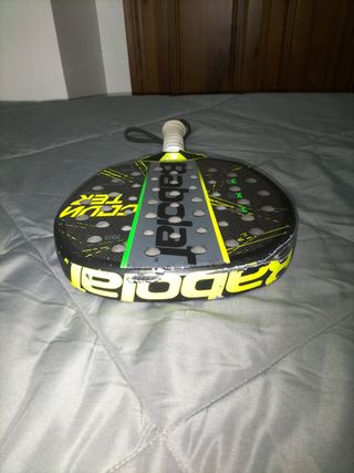 PALA DE PADEL