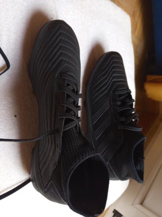 Botas fútbol Adidas predator negras 42.RegaloNike
