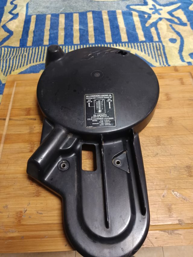 Tapa distribución fueraborda Mercury Mariner