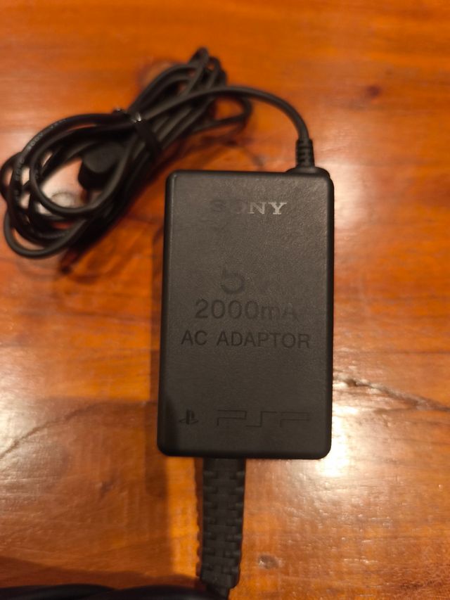 CARICABATTERIE PSP 104