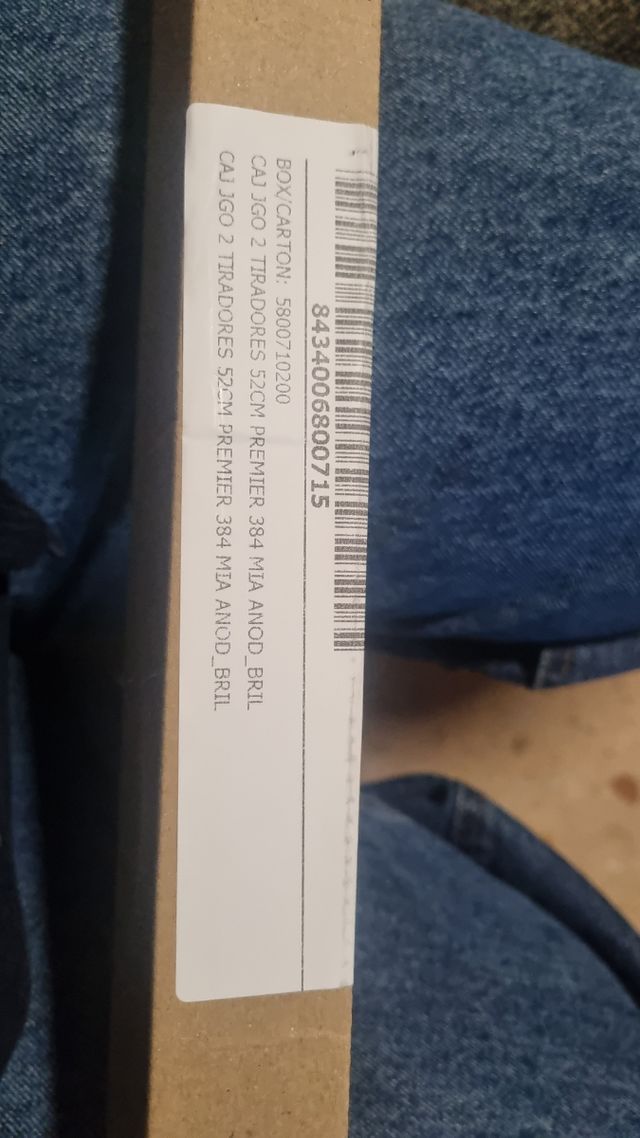 Tiradores negro  armario/columna baño