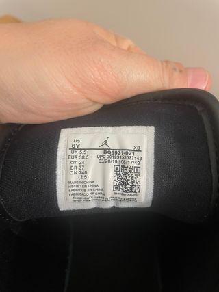 Zapatillas NIKE JORDAN Leopardo. T. 38.5