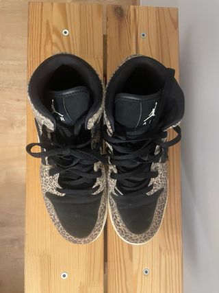 Zapatillas NIKE JORDAN Leopardo. T. 38.5