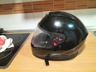 Casco de moto shoei y el negro de regalo
