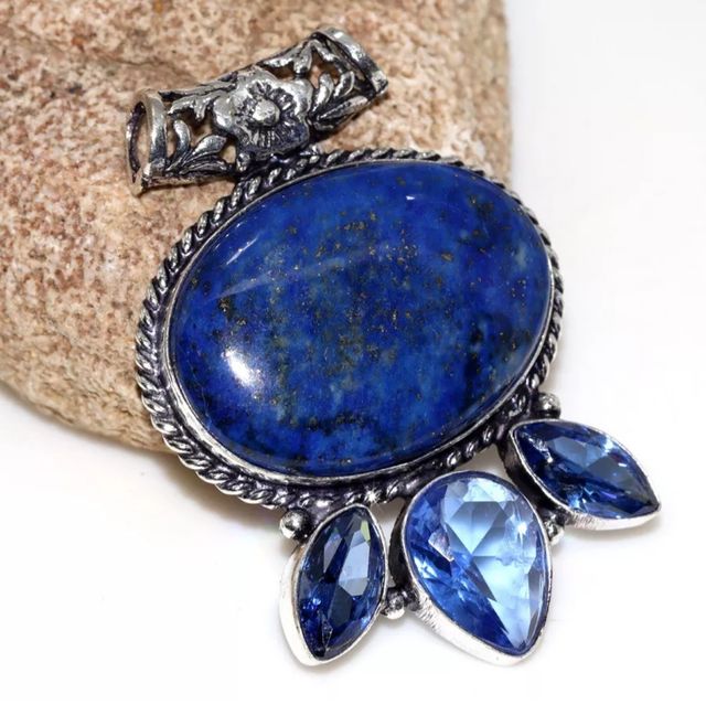 Lapislázuli con topacios