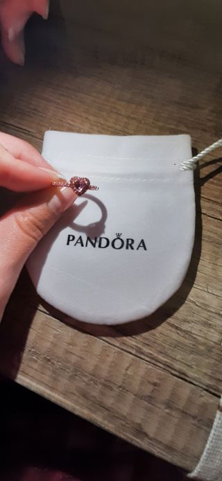 Anillo corazón rosa Pandora