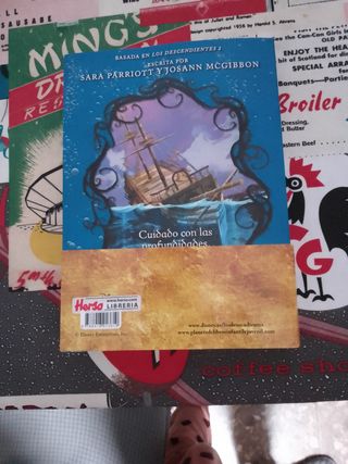 Los Descendientes. Rebelión en la Isla de los Perdidos: Libro III