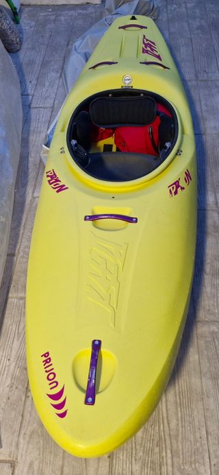 KAYAK.PIRAGUA AGUAS BRAVAS PRIJON BEAST