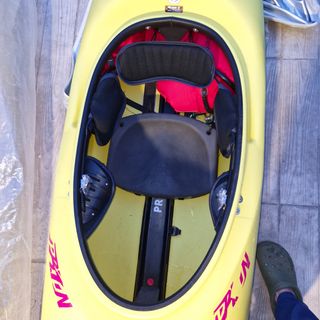 KAYAK.PIRAGUA AGUAS BRAVAS PRIJON BEAST