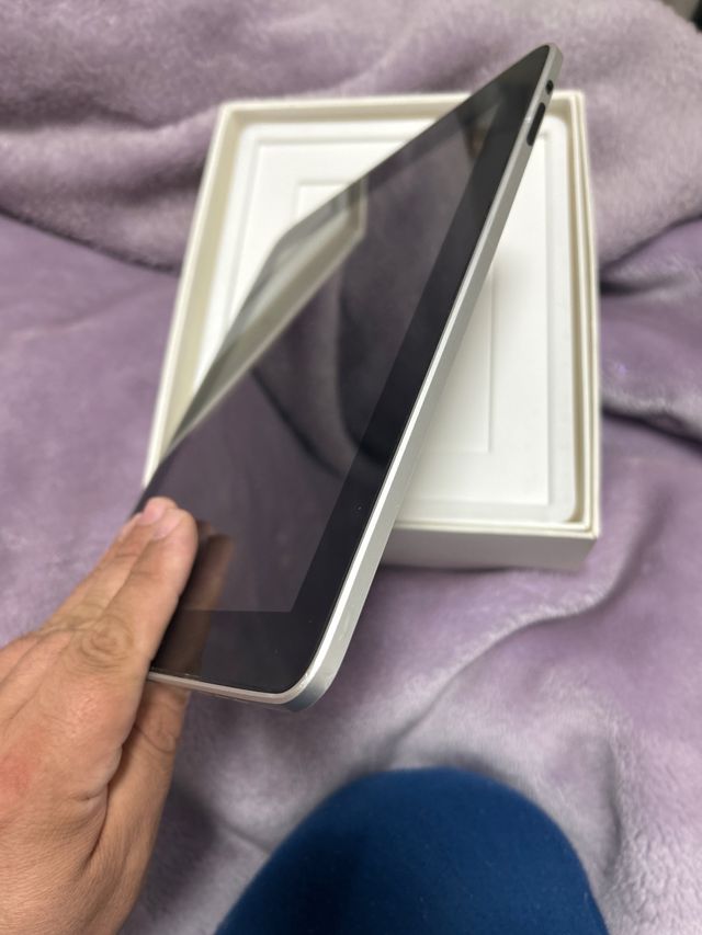 OCASION!!primer ipad en llegar a españa!!!