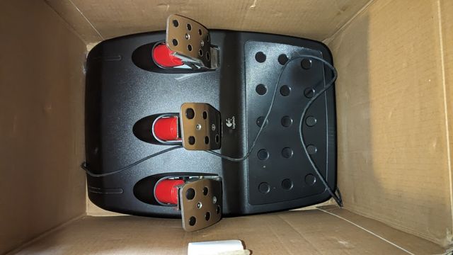 Pedales Logitech G27