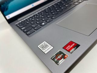 PC Portatil Lenovo Ordenador