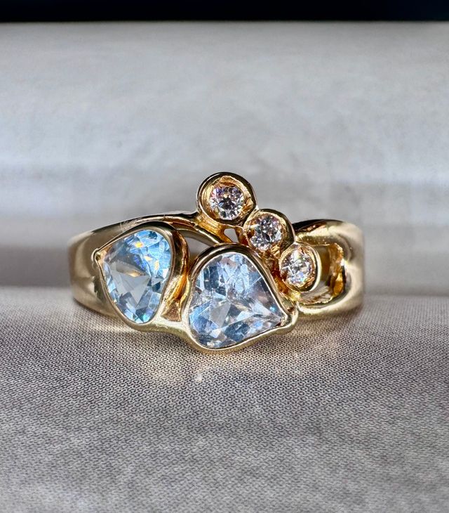 Anillo de oro 18K