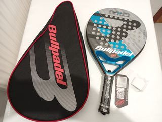 Raquetas de padel Bullpadel Nuevas a estrenar