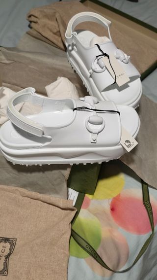 Sandalias Gucci  talla 40