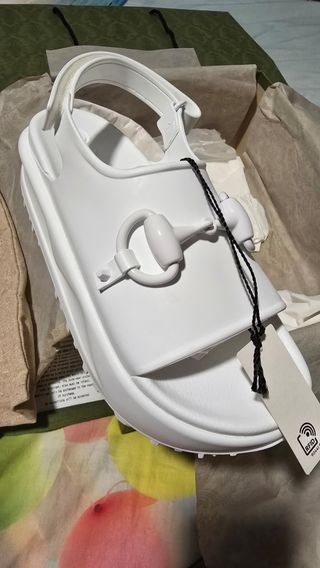 Sandalias Gucci  talla 40