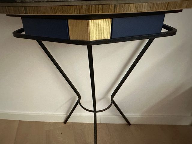 Consola vintage años 60-70 muy robusta