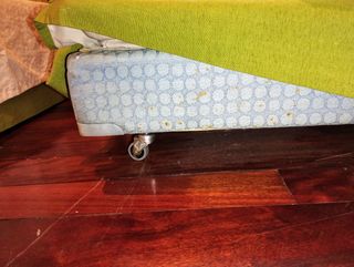 2 colchones con 2 canapes