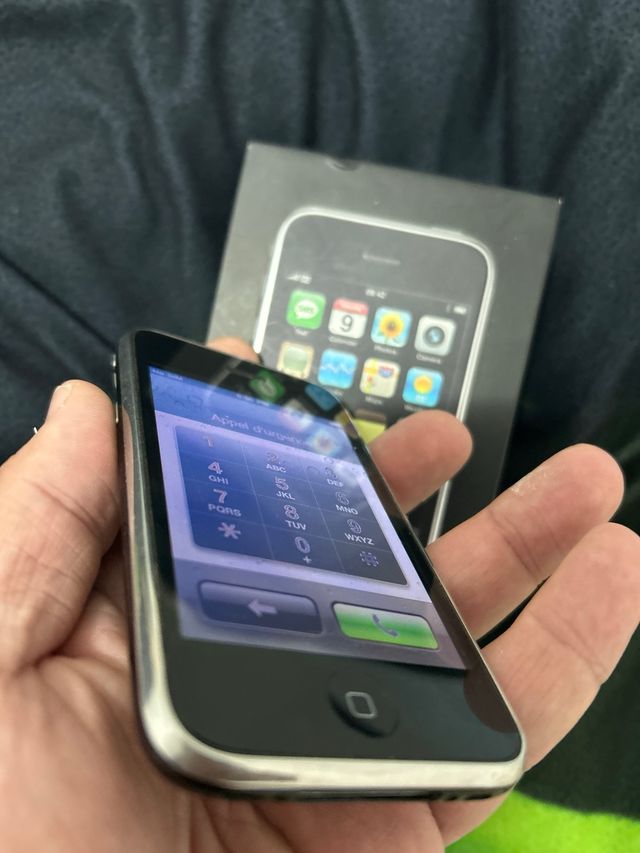 OCASION!!! Primer iphone en llegar a españa!!