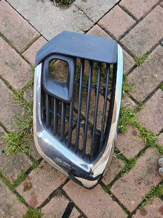 Embellecedor de faro antiniebla Peugeot