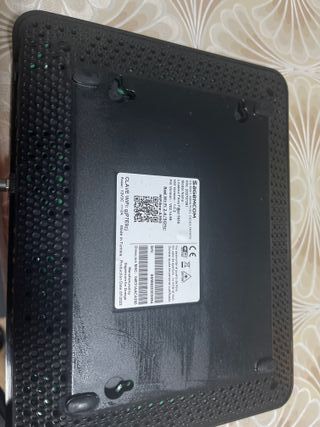 Router Sagecom en buen estado 