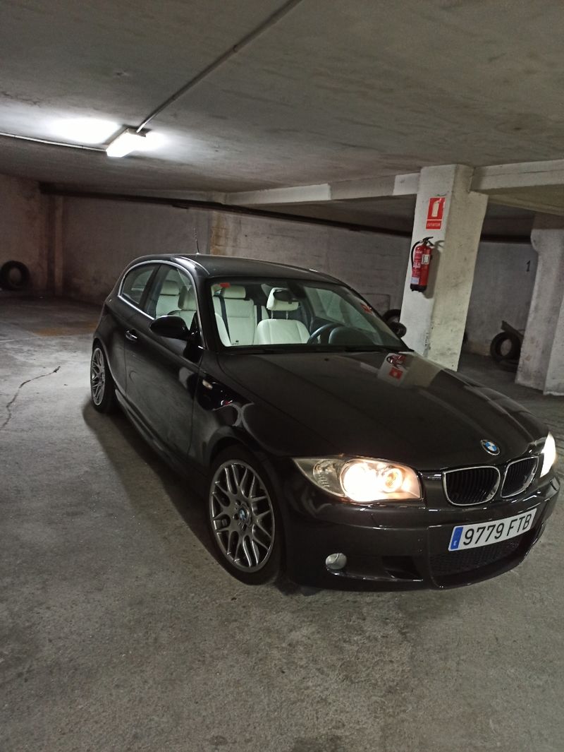 BMW Serie 1 2007 - foto 1