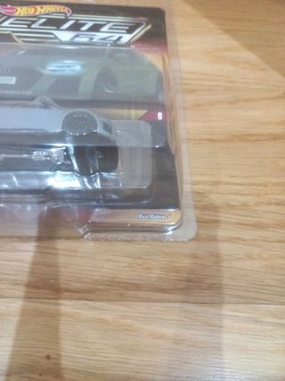 Hot wheels premium 