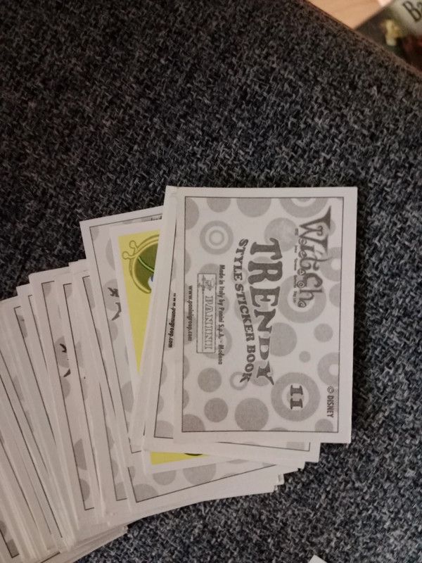 Lote de 179 cromos Witch Trendy