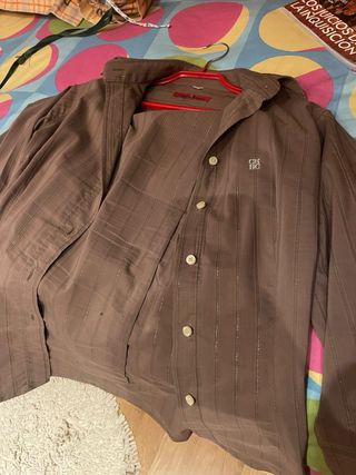 Blusa marron estilo CH 