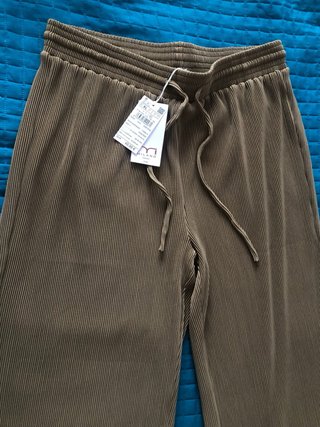 NUEVOS MILANO Collection 2 Pantalones Palazzo leer