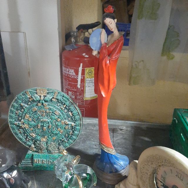 conjunto de figuras decorativas