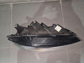 Faro derecho Volkswagen Touran.5TA 