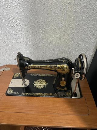 Máquina de coser Singer N° 15, año 1923