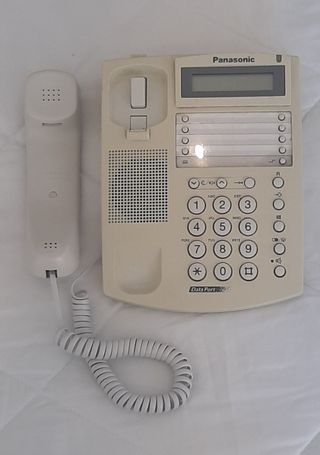Teléfono fijo Panasonic KX-TS85
