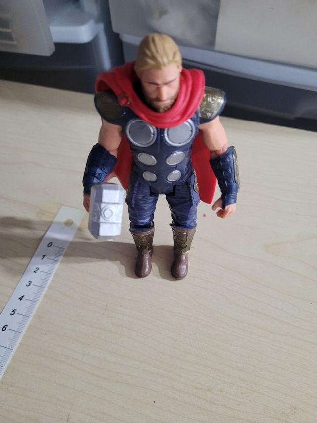 Action figure Thor
